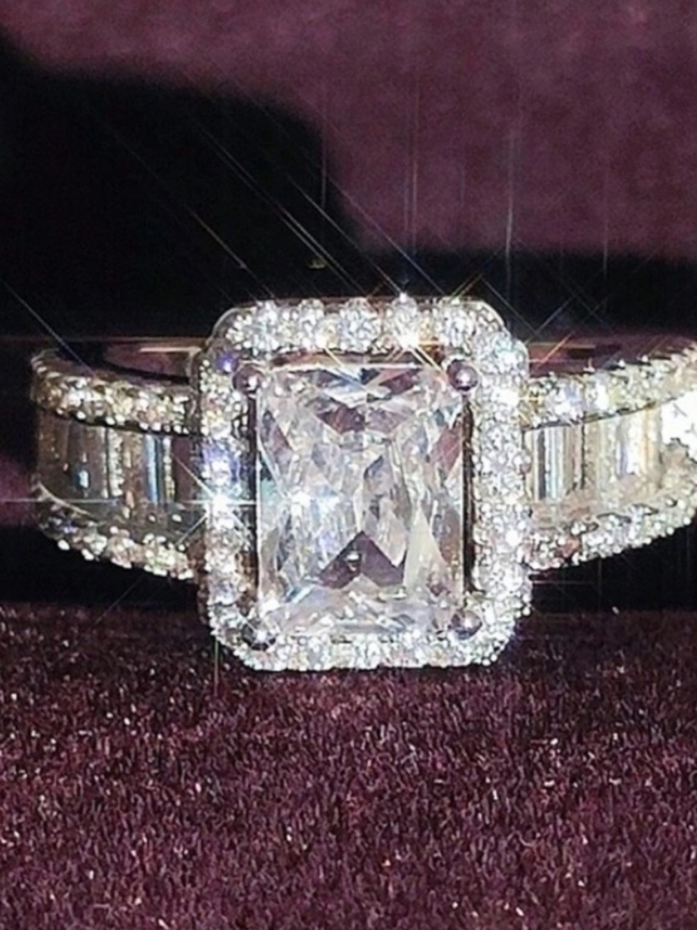 Silver ring - Picture 2 of 2